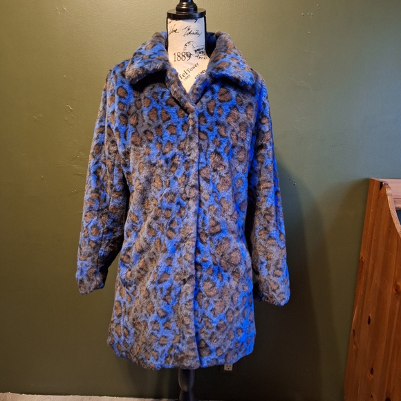 Jackets & Blazers - Blue Leopard Print Women's Coat